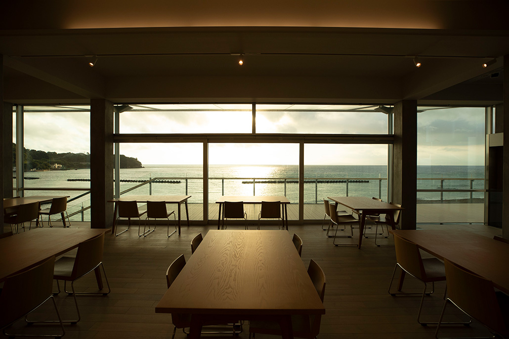 海と夕日を奏でる食事処「ありがとう」@テラッセオレンジトイ - 3